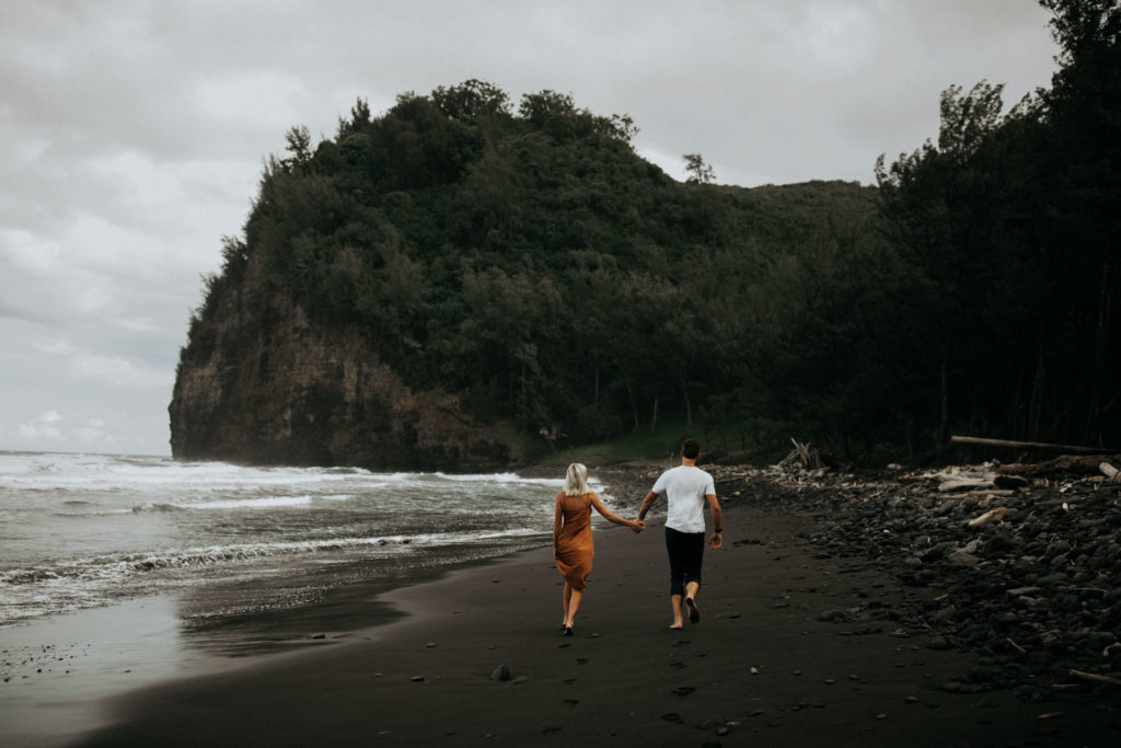 Hawaii adventure engagement shoot, pololu valley